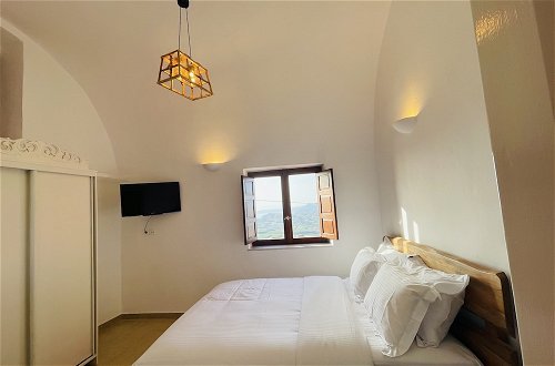 Photo 2 - Diva Santorini Luxury Villa