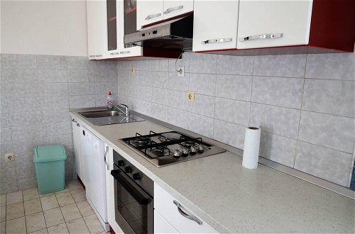 Photo 13 - Remarkable 2-bed Apartment in Okrug Gornji