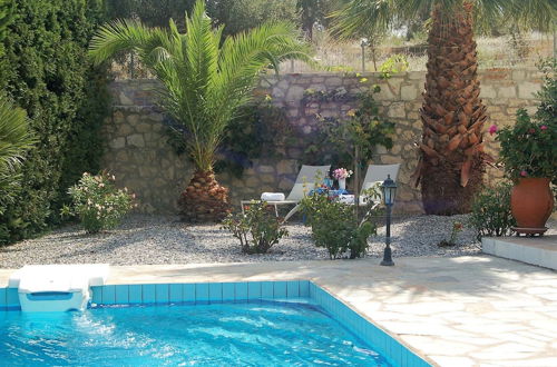 Photo 13 - Enticing Villa in Loutra with Private Pool & Garden near Beach