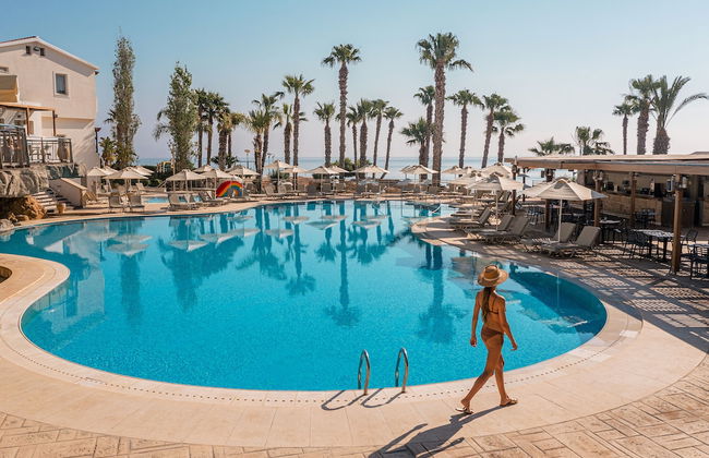 Louis Althea Beach Hotel - Foto 39