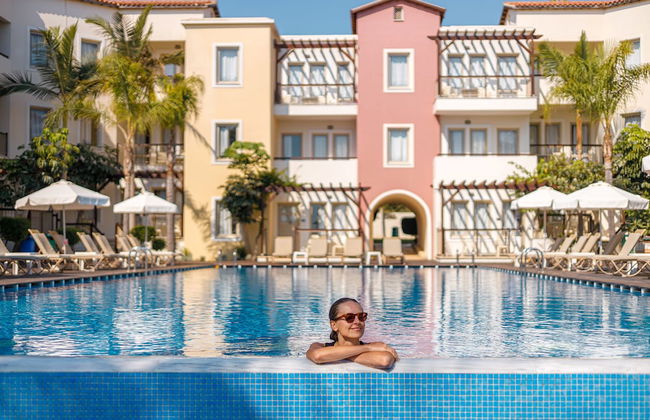 Louis Althea Beach Hotel - Foto 38