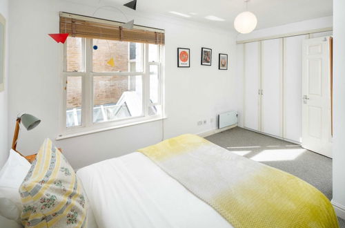 Photo 4 - 3 Bed House, Sleeps 8 - Near St Pancras