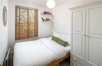 Photo 2 - 3 Bed House, Sleeps 8 - Near St Pancras