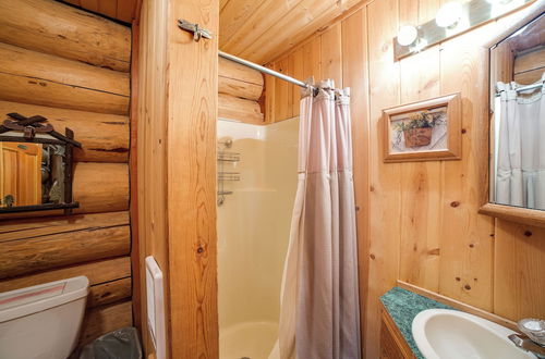 Photo 11 - 10SL - Real Log Cabin - WiFi - SLEEPS-8