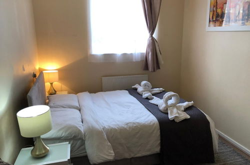 Photo 2 - Entire Flat Very Comfortable 1 Bedroom London