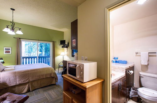 Foto 6 - Mt Baker Lodging Condo 77 - KITCHENETTE, SLEEPS-2! by MBL