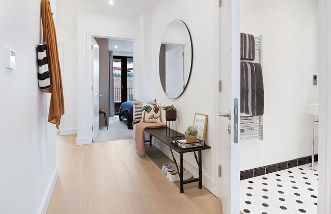 Design Brand new 3 Bedroom Apartment in Shoreditch - Photo 10