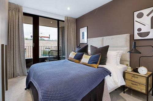 Foto 5 - Design Brand new 3 Bedroom Apartment in Shoreditch