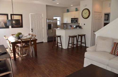 Photo 11 - Modern Lucaya 4 Bedrooms 3 Baths Townhome