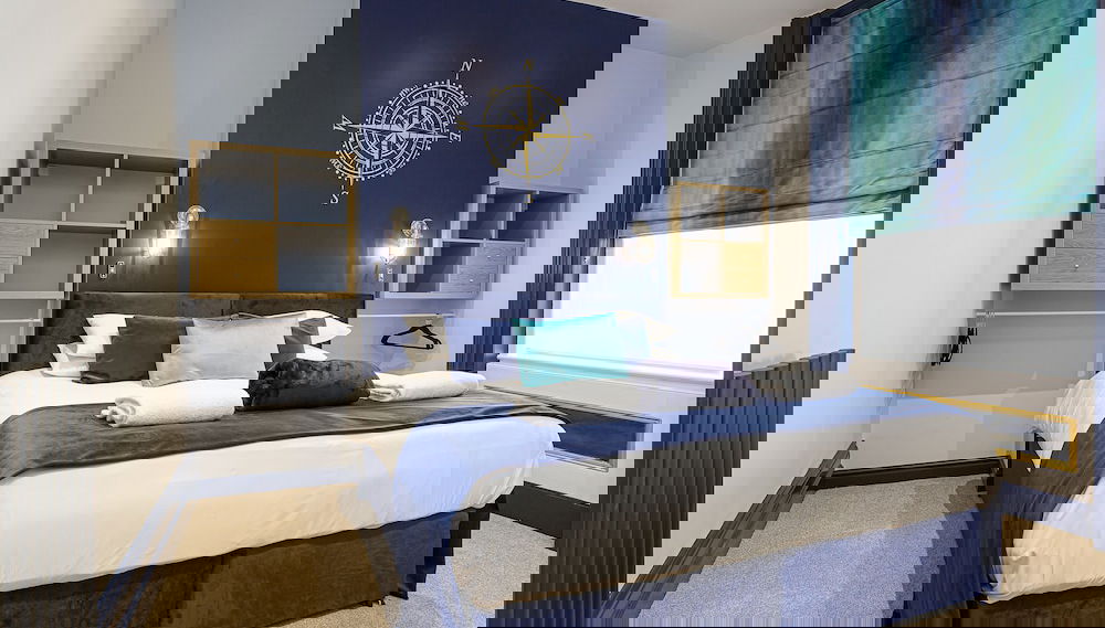 Primary image