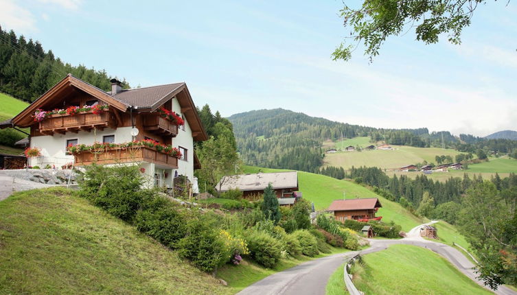 Photo 1 - Sunny Holiday Flat With Balcony