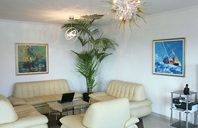 Luxury Apartment in Opatija for 8 People With Pool and Silk Bedding - Foto 4
