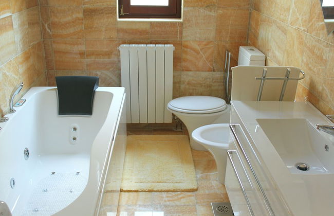 Luxury Apartment in Opatija for 8 People With Pool and Silk Bedding - Foto 7