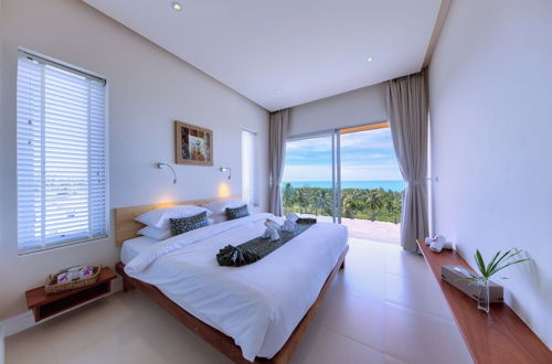 Photo 35 - 15 Bedroom Luxury Triple Sea View Villas