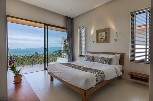 Photo 22 - 15 Bedroom Luxury Triple Sea View Villas