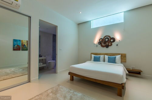 Foto 20 - 15 Bedroom Luxury Triple Sea View Villas