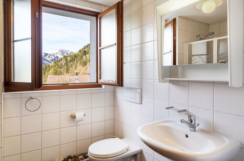 Photo 12 - Alpine Apartment With Stunning Views