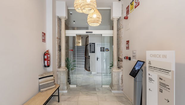 Entrada (vista interior)