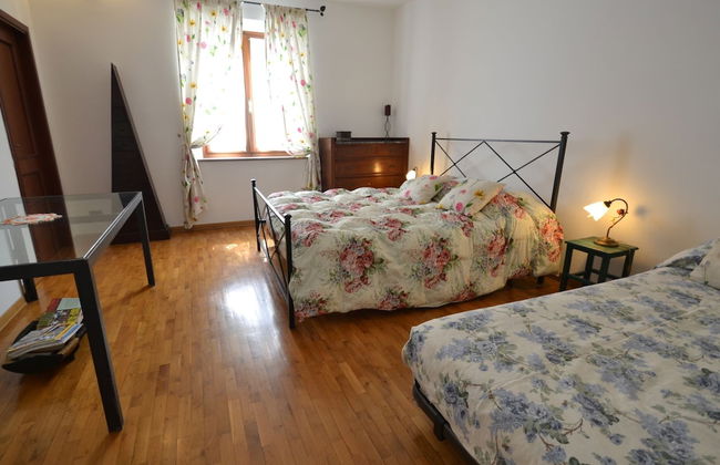 Charming Villa in Suvereto with Hot Tub - Photo 6