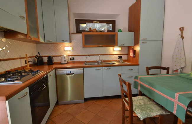 Charming Villa in Suvereto with Hot Tub - Photo 10