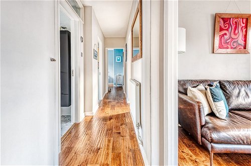 Photo 52 - Stunning and Warm Home in Wandsworth by Underthedoormat