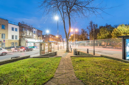 Photo 63 - Comfortable Home in Wandsworth by Underthedoormat