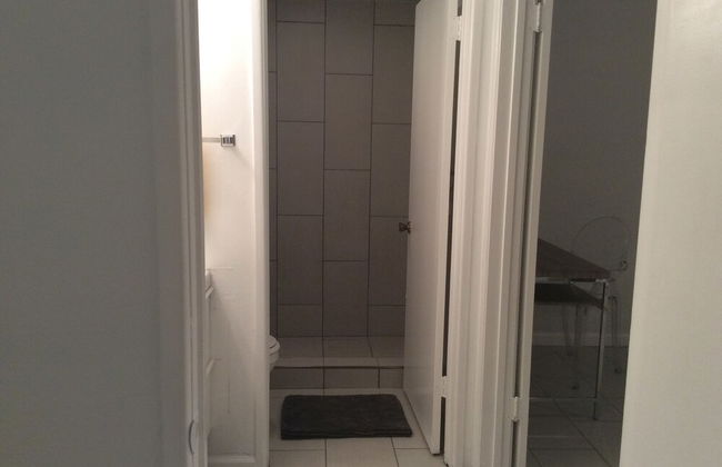 Modern Downtown Condo - Foto 15