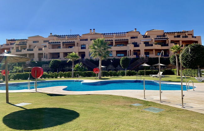Casares Beach Golf Apartment With Private Garden and Pool Access - Foto 36