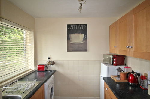 Photo 9 - 2 Bedrooms - Large Balcony Apartment & Parking