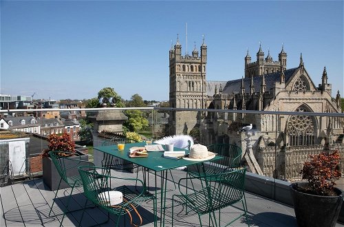 Photo 29 - The Penthouse - With 360 Private Terrace Views of the Cathedral and Exeter City