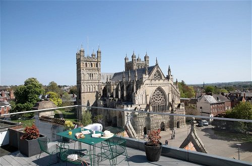 Photo 54 - The Penthouse - With 360 Private Terrace Views of the Cathedral and Exeter City