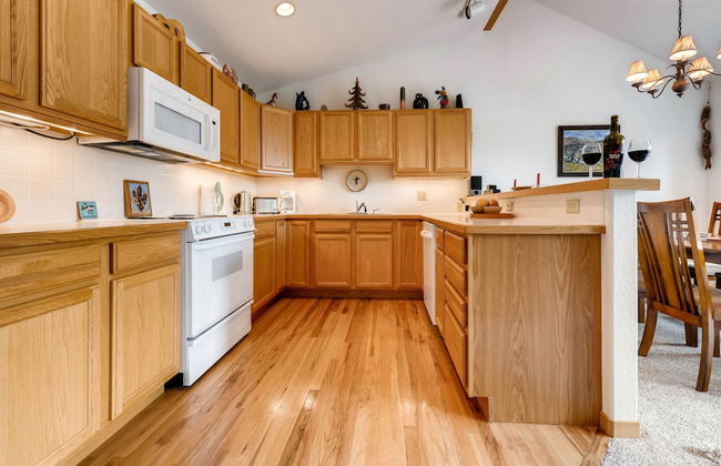 Lakepointe Court Town Homes by CRMR - Photo 12