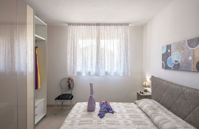 Plush Villa Apartment in Tavullia with Hot Tub - Photo 2