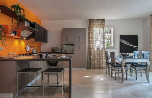 Plush Villa Apartment in Tavullia with Hot Tub - Photo 6