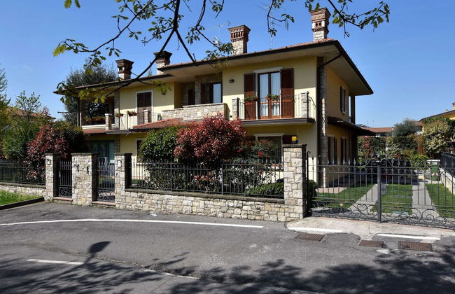 Luxurious Villa in Lombardy with Garden & Hot Tub - Foto 33