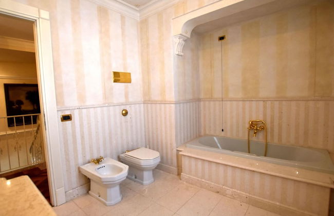 Luxurious Villa in Lombardy with Garden & Hot Tub - Foto 19