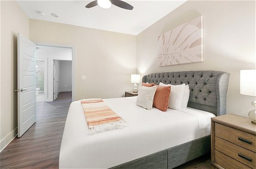 Photo 20 - Luxury 4B Condo - Newly Renovated - Steps to French Quarter