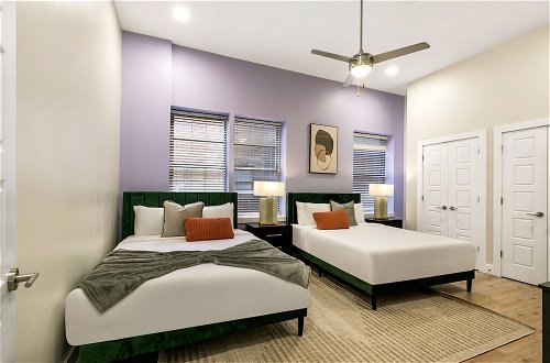 Photo 19 - Amazing 4Bed Condo Steps from French Quarter