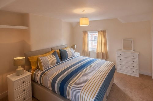 Photo 10 - Luxury Town Centre Apartment Stratford Upon Avon