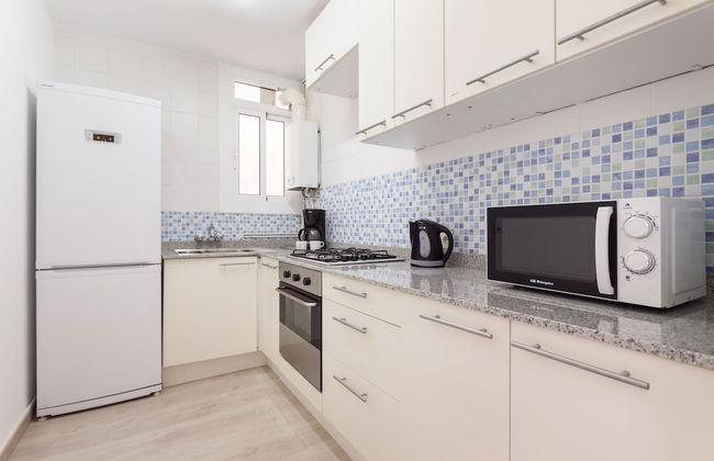 Oasis Be my Guest Castelldefels - Foto 11