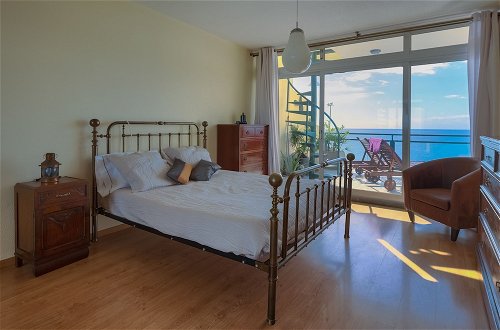Foto 3 - Charming Paint House Apartment in Pestana