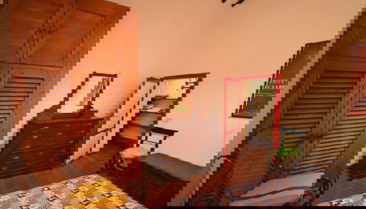 Foto 1 - Spacious Home With Shared Pool