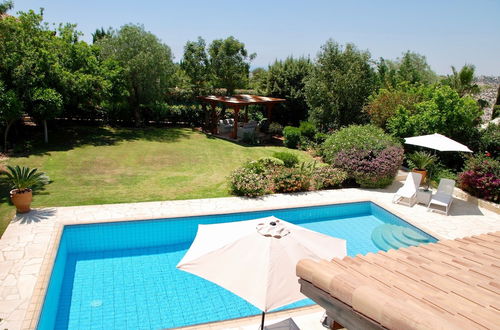 Photo 12 - 3 bedroom Villa Pera 12 with 10x5m private pool, within walking distance to resort village square, resort facilities, Aphrodite Hills