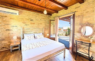 Foto 3 - Cretan Sunrise Villa with Heated Pool