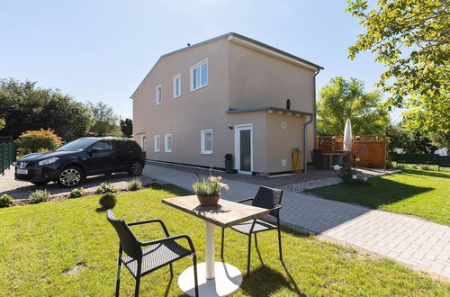 Photo 31 - Quaint Holiday Home in Kropelin With Fenced Garden