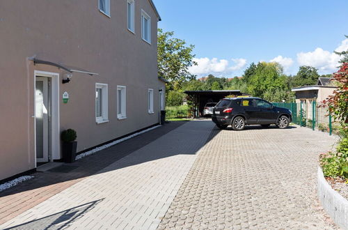 Photo 2 - Family Holiday Home Near the Beach With Large Garden