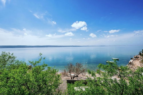 Photo 33 - Luxury Apartment With Heated Pool in Starigrad