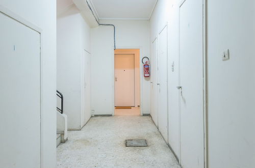 Photo 2 - Apartment at Megaro Mousikis metro station 1bed 2 pers