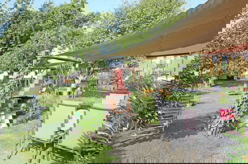 Photo 21 - Apartment With Terrace and Pool in the Garden