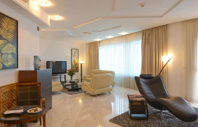 The Penthouse Suites Hotel - Foto 35
